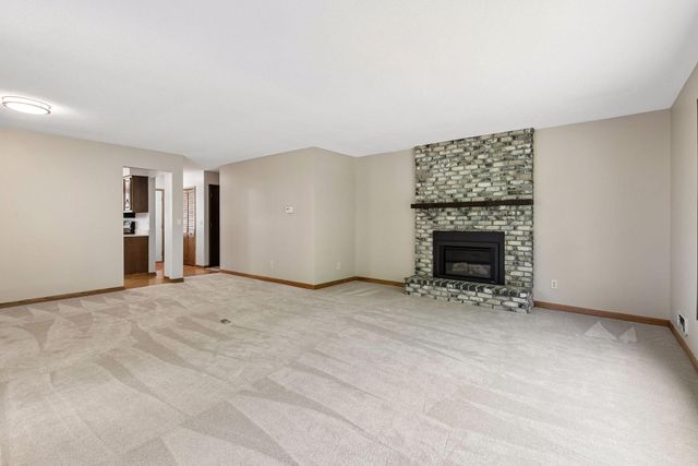 13720 Oakland Drive, Burnsville, MN 55337