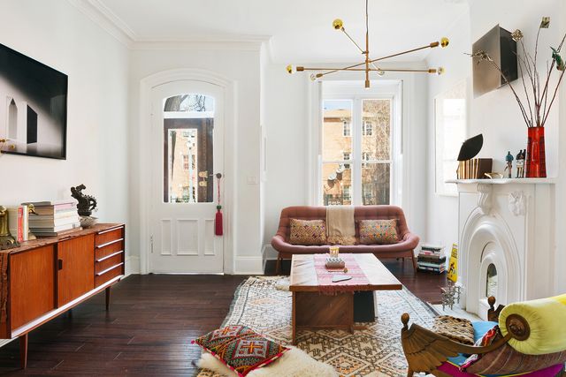 12A MONROE Street, New York City, NY 11238