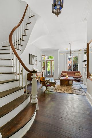 12A MONROE Street, New York City, NY 11238