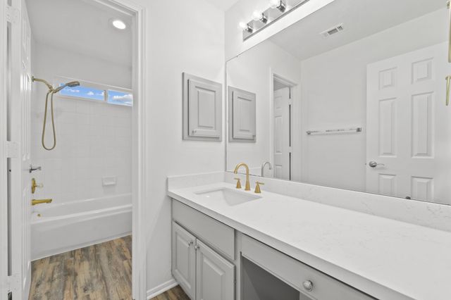 3206 Shadywind Drive, Houston, TX 77082