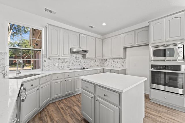3206 Shadywind Drive, Houston, TX 77082