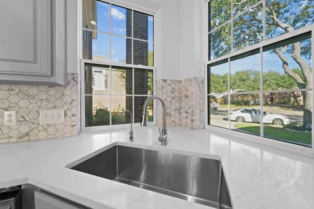 3206 Shadywind Drive, Houston, TX 77082