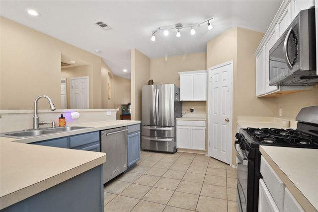 8436 Minturn Drive, Fort Worth, TX 76131