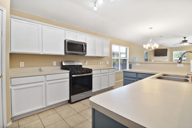 8436 Minturn Drive, Fort Worth, TX 76131