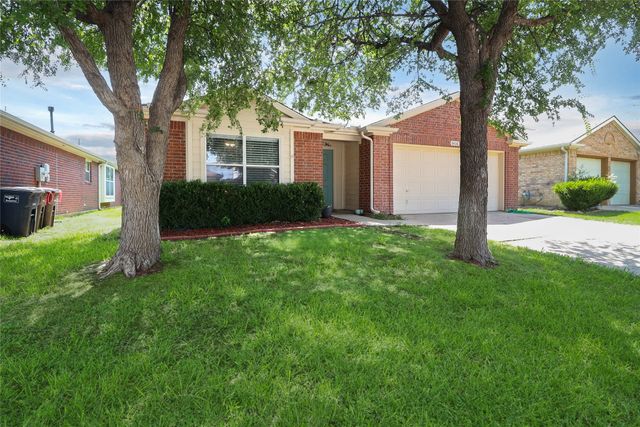 8436 Minturn Drive, Fort Worth, TX 76131