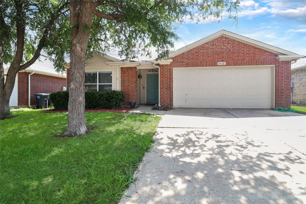 8436 Minturn Drive, Fort Worth, TX 76131