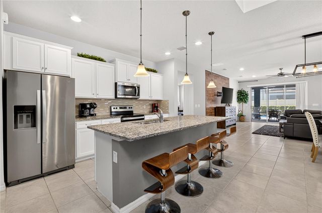 8922 ZURICH LANE, Kissimmee, FL 34747