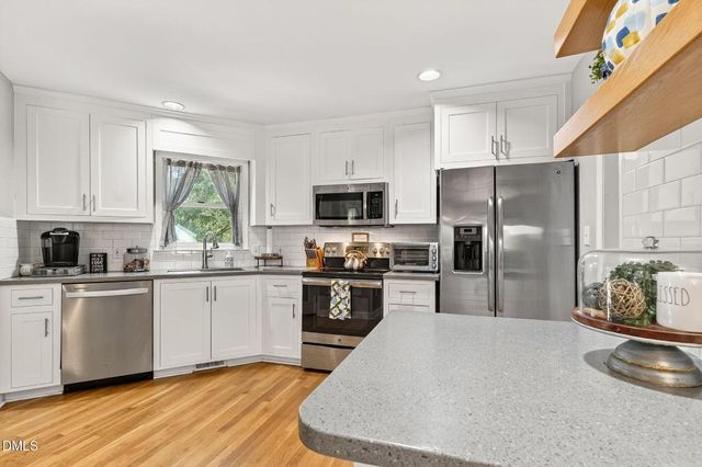 802 N Lincoln Street, Benson, NC 27504