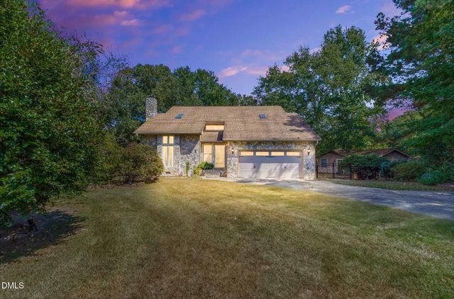 802 N Lincoln Street, Benson, NC 27504