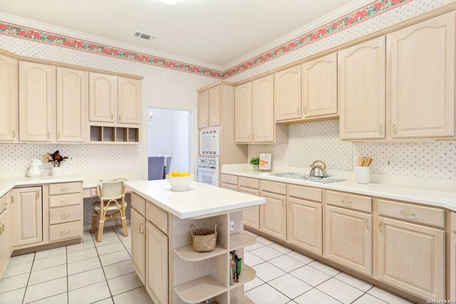 12 WESTELM GDNS, San Antonio, TX 78230