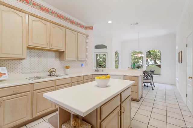 12 WESTELM GDNS, San Antonio, TX 78230
