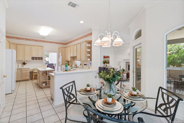 12 WESTELM GDNS, San Antonio, TX 78230