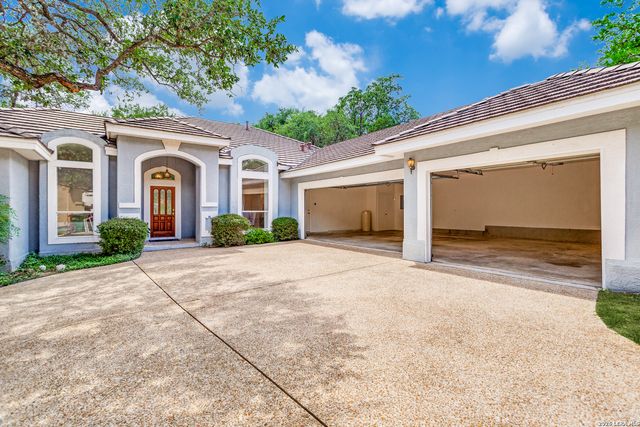 12 WESTELM GDNS, San Antonio, TX 78230