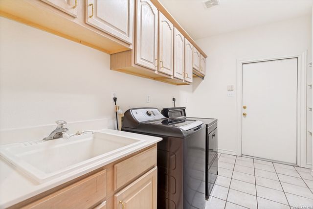 12 WESTELM GDNS, San Antonio, TX 78230