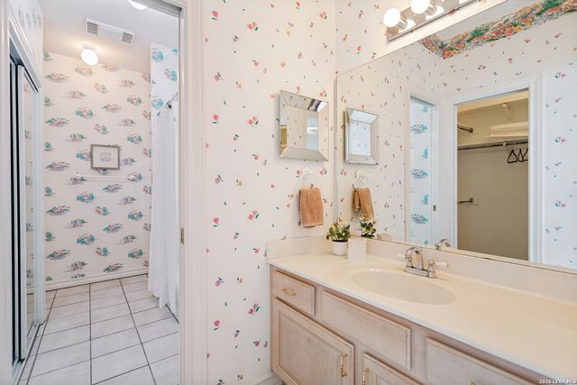 12 WESTELM GDNS, San Antonio, TX 78230