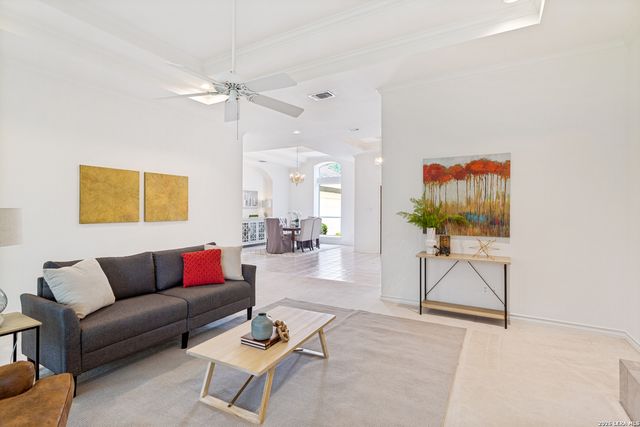 12 WESTELM GDNS, San Antonio, TX 78230