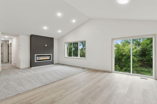 2699 128th Avenue NW, Coon Rapids, MN 55448