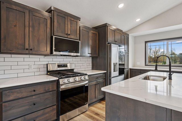 2699 128th Avenue NW, Coon Rapids, MN 55448