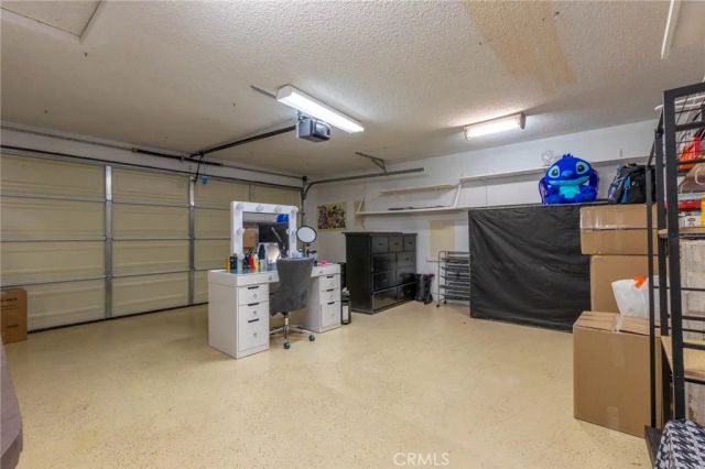 8878 Sabina, Hesperia, CA 92345