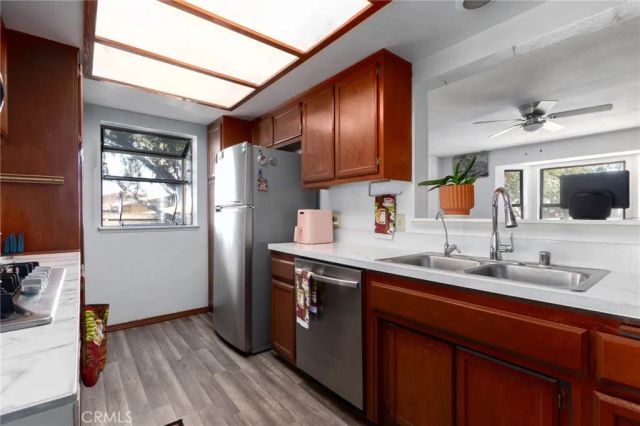 8878 Sabina, Hesperia, CA 92345