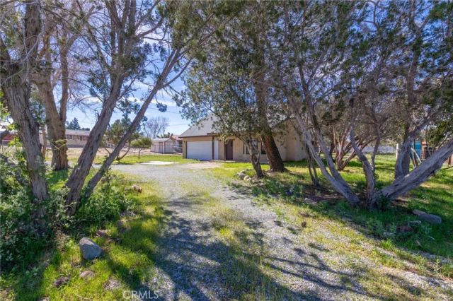 8878 Sabina, Hesperia, CA 92345