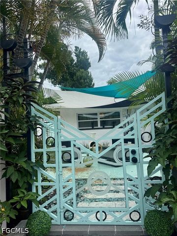 2710 McGregor BLVD, Fort Myers, FL 33901