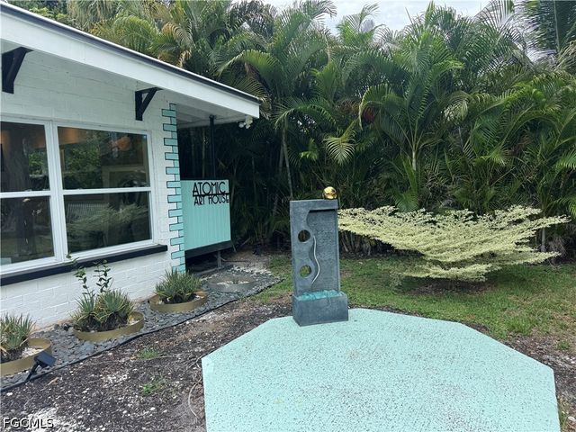 2710 McGregor BLVD, Fort Myers, FL 33901