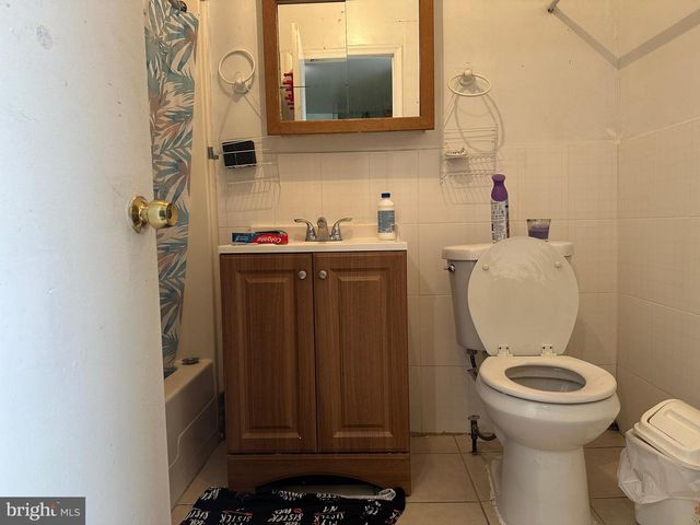 2024 S 4TH ST, Philadelphia, PA 19148