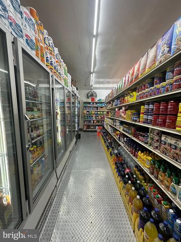 2024 S 4TH ST, Philadelphia, PA 19148