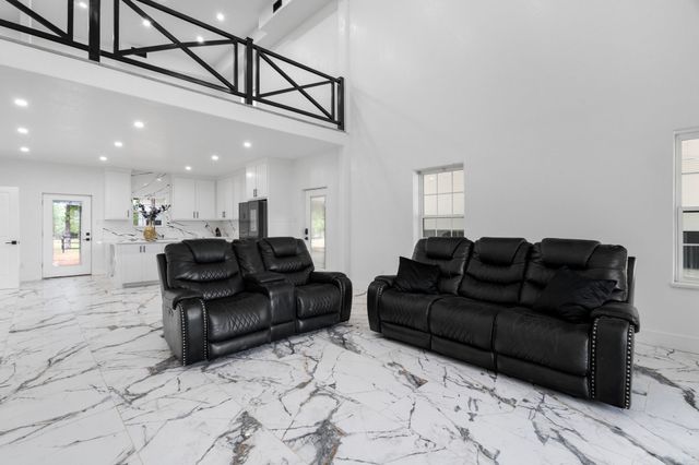 675 County Road 463, Stephenville, TX 76401