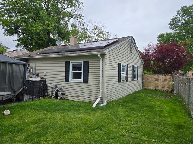 14932 Kedvale Avenue, Midlothian, IL 60445