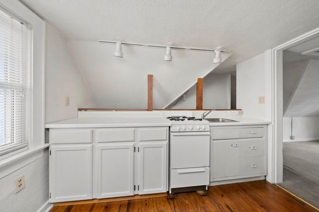 1561 Glenn Avenue, Columbus, OH 43212