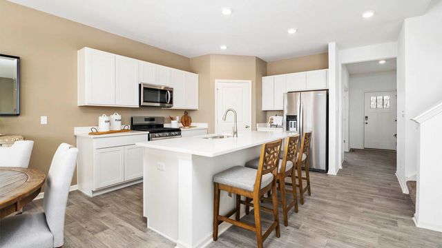 9977 Edgebrook Lane, Huntley, IL 60142