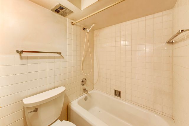 5432 W Windsor Avenue 2A, Chicago, IL 60630