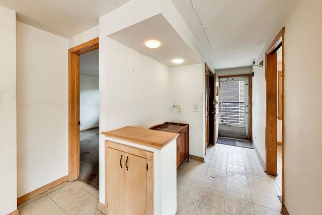 5432 W Windsor Avenue 2A, Chicago, IL 60630