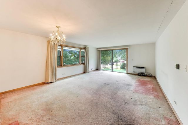 5432 W Windsor Avenue 2A, Chicago, IL 60630