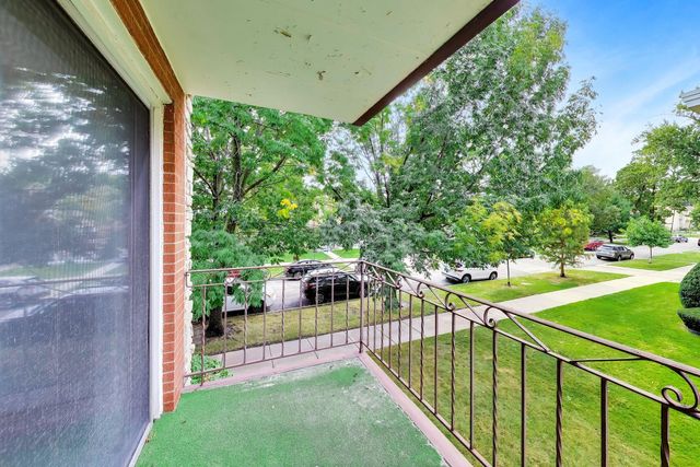 5432 W Windsor Avenue 2A, Chicago, IL 60630