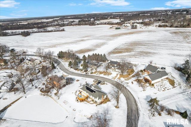 12 LAKEVIEW Drive, Groveland, IL 61535