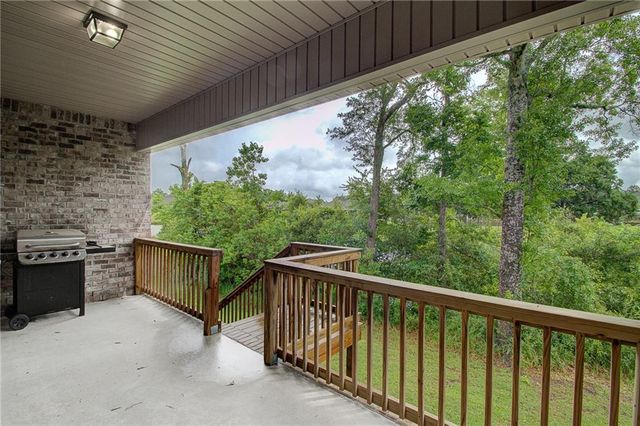 9056 Redberry Drive, Mobile, AL 36695