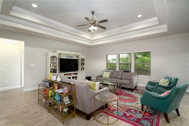 9056 Redberry Drive, Mobile, AL 36695