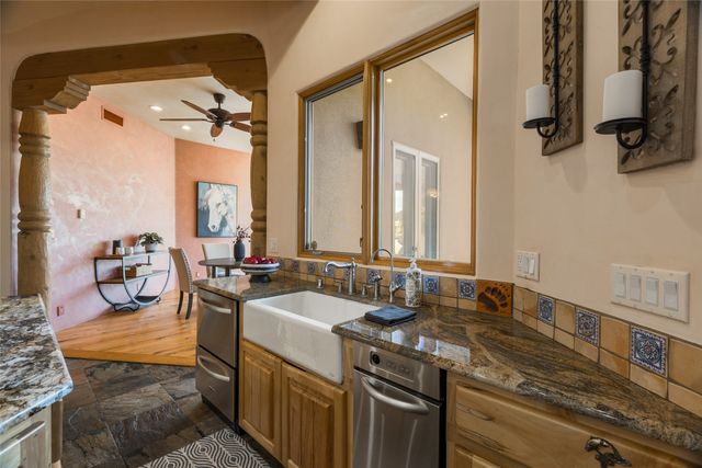 13415 Quaking Aspen, Albuquerque, NM 87111
