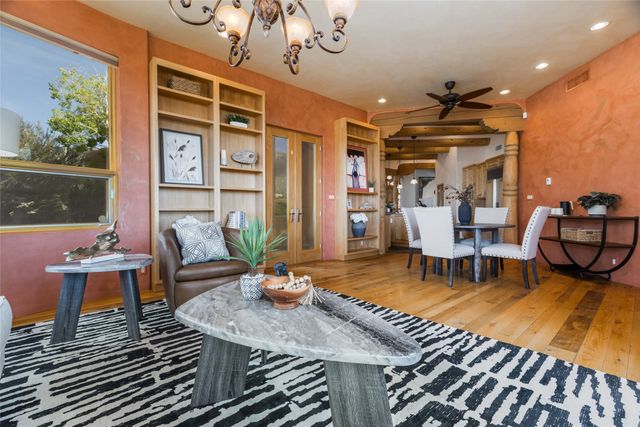 13415 Quaking Aspen, Albuquerque, NM 87111
