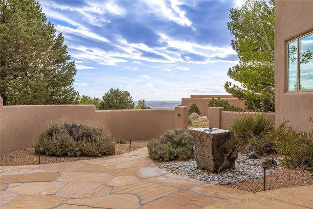 13415 Quaking Aspen, Albuquerque, NM 87111