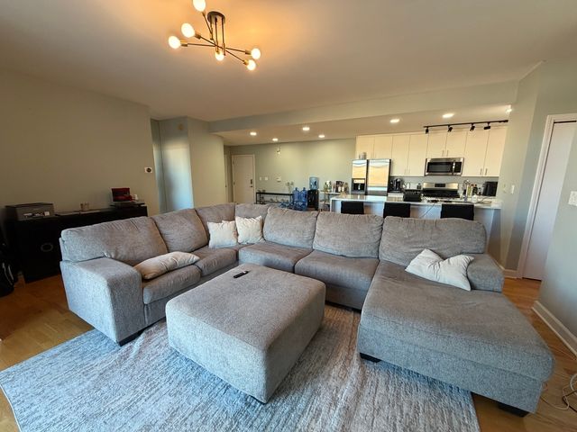 680 N Green Street 701, Chicago, IL 60642