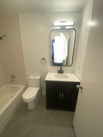 680 N Green Street 701, Chicago, IL 60642