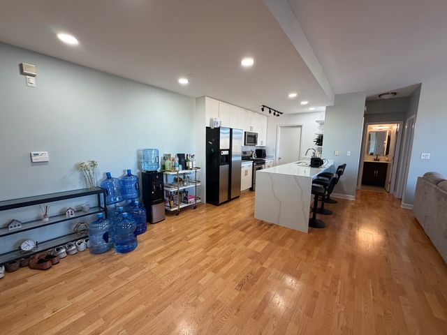 680 N Green Street 701, Chicago, IL 60642