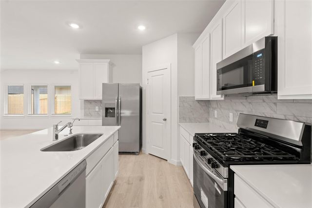 31110 Winchester Falls Ct, Fulshear, TX 77441