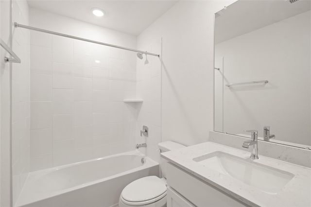 31110 Winchester Falls Ct, Fulshear, TX 77441