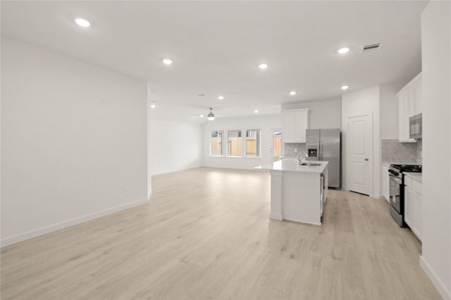 31110 Winchester Falls Ct, Fulshear, TX 77441