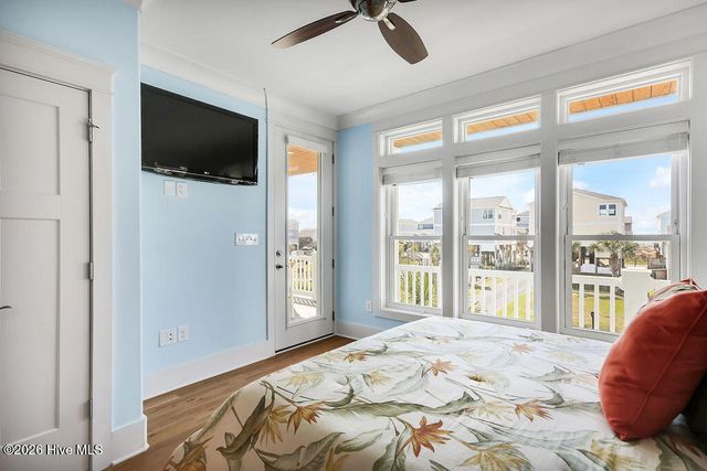4314 E Dolphin Drive, Oak Island, NC 28465